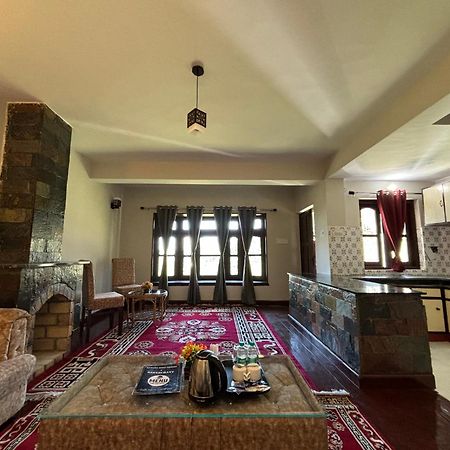 Kumaon Roop Resort Near Kainchi Dham 奈尼塔尔 外观 照片