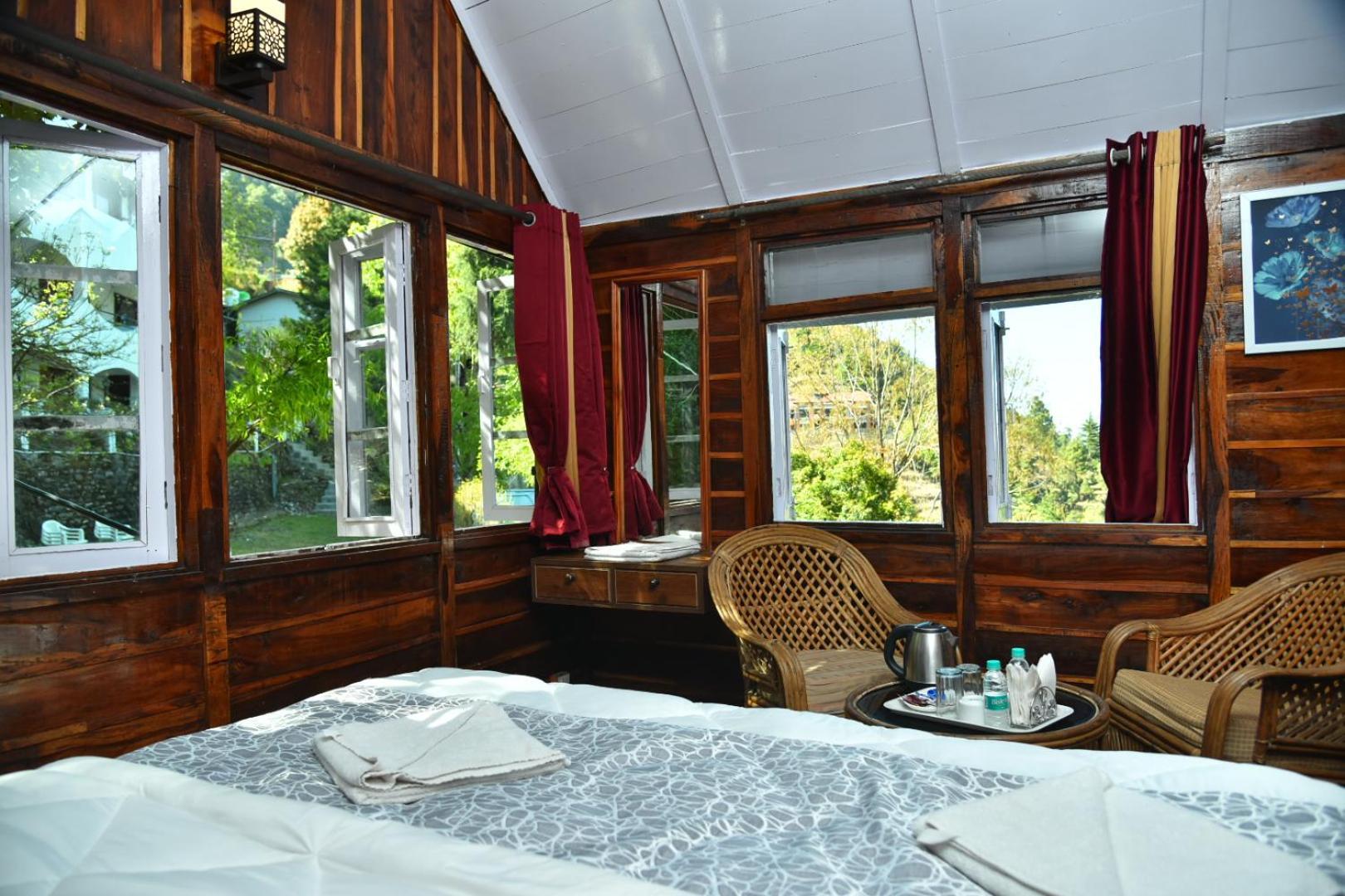 Kumaon Roop Resort Near Kainchi Dham 奈尼塔尔 外观 照片