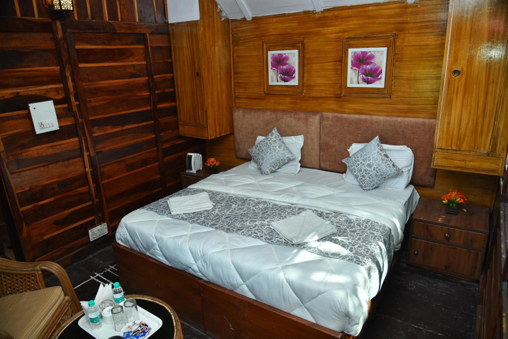 Kumaon Roop Resort Near Kainchi Dham 奈尼塔尔 外观 照片