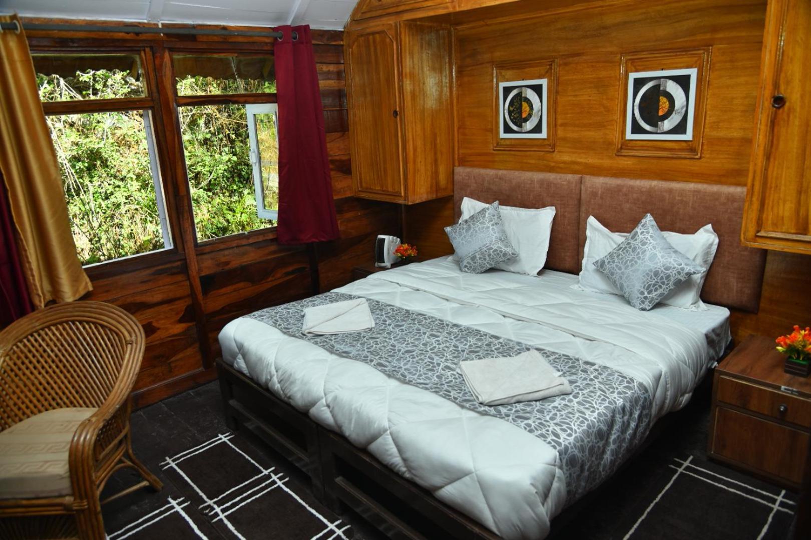 Kumaon Roop Resort Near Kainchi Dham 奈尼塔尔 外观 照片
