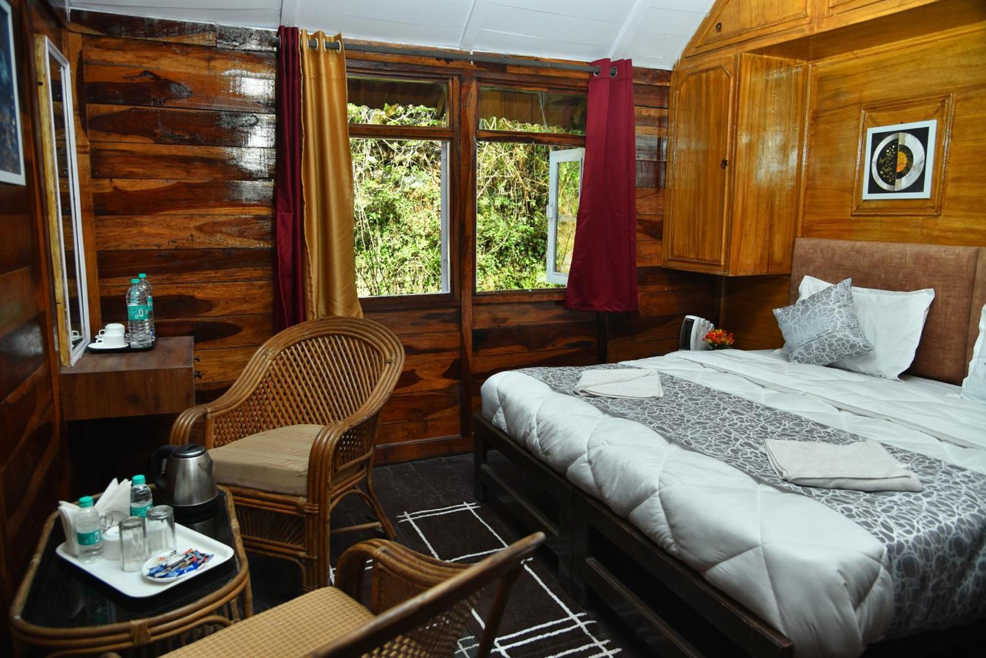 Kumaon Roop Resort Near Kainchi Dham 奈尼塔尔 外观 照片