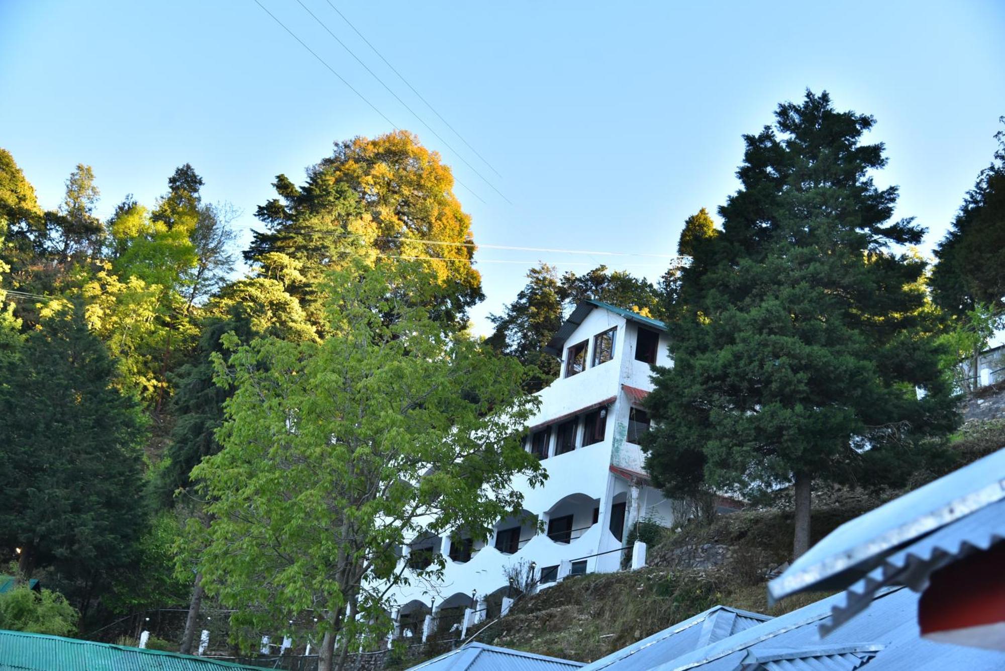 Kumaon Roop Resort Near Kainchi Dham 奈尼塔尔 外观 照片