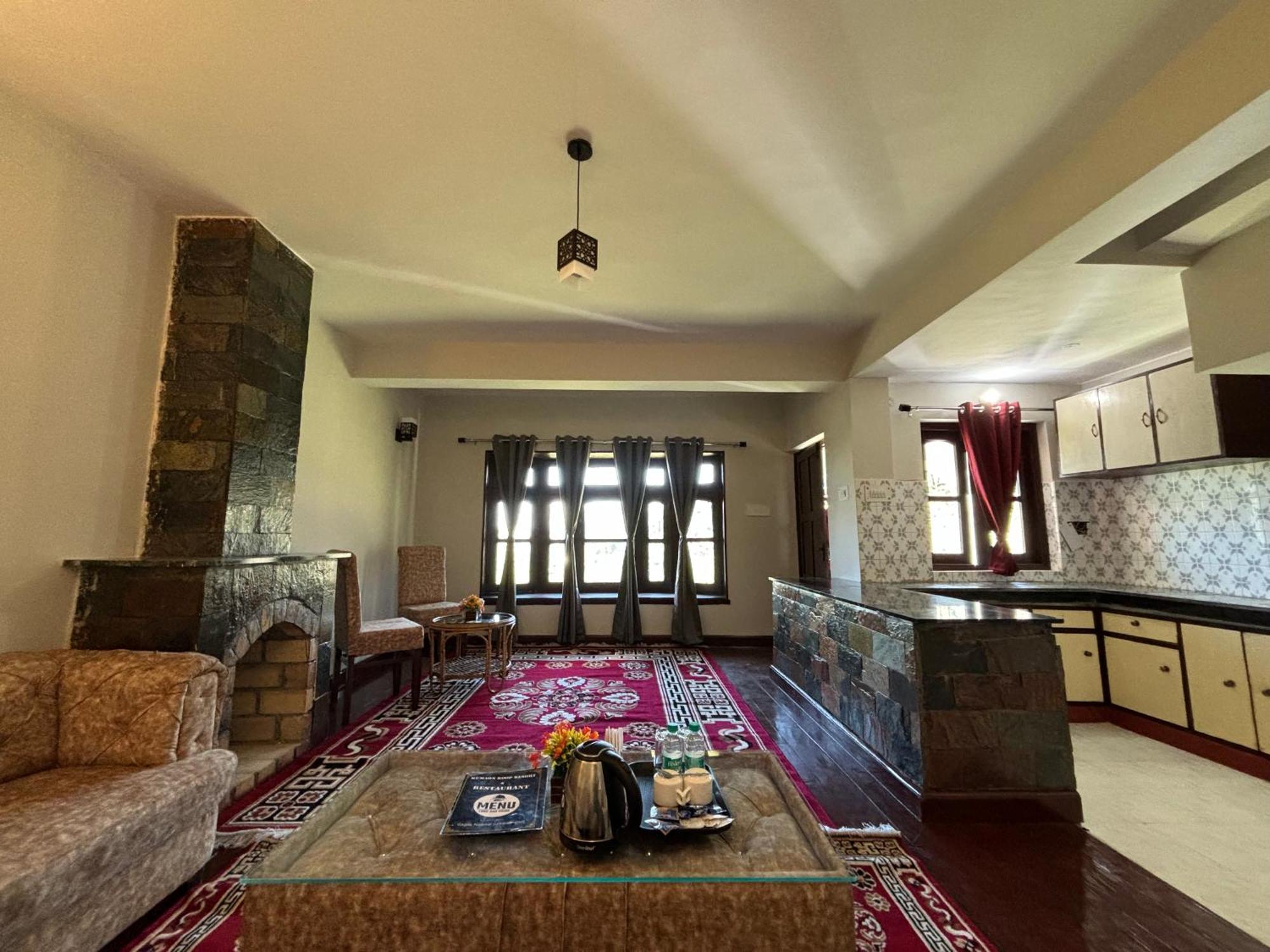 Kumaon Roop Resort Near Kainchi Dham 奈尼塔尔 外观 照片