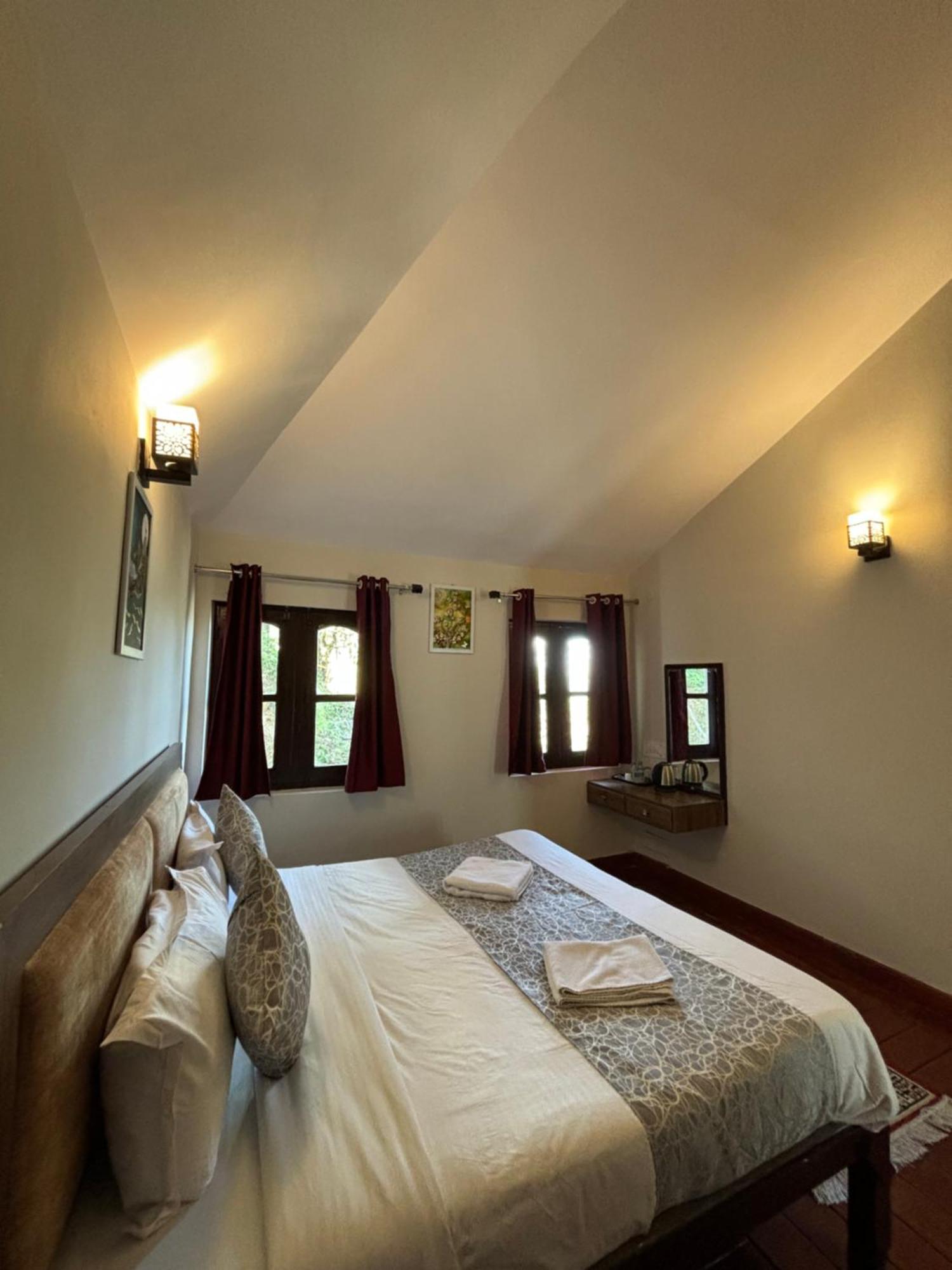 Kumaon Roop Resort Near Kainchi Dham 奈尼塔尔 外观 照片